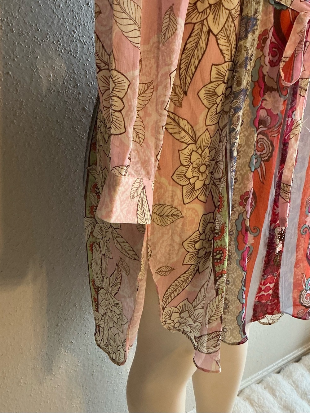 Rose + Olive Women’s Sheer Floral Swimsuit Cover-Up Belted Kimono with Side Slit - Picture 3 of 11
